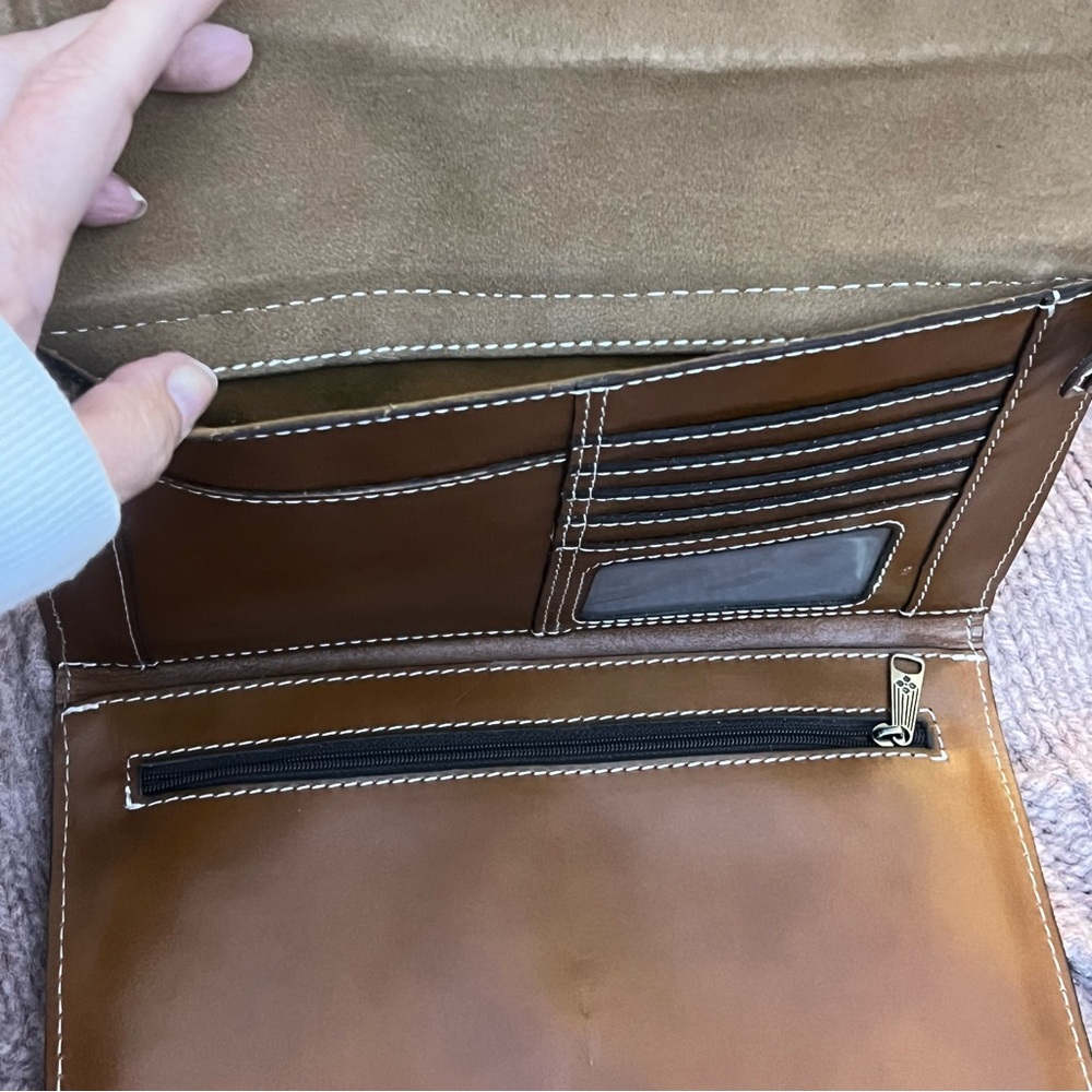 Patricia Nash TAURIANA White/Tan Leather Crossbody Organizer Purse - Picture 12 of 15